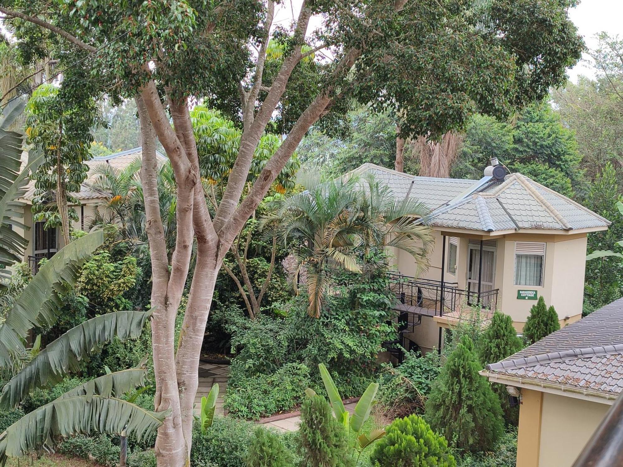 Garden Courts Hotel Masaka Ngoại thất bức ảnh